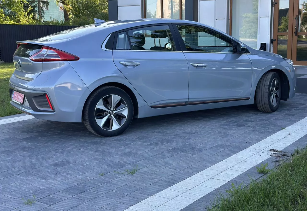 Hyundai Ioniq  28 kWh 2017141