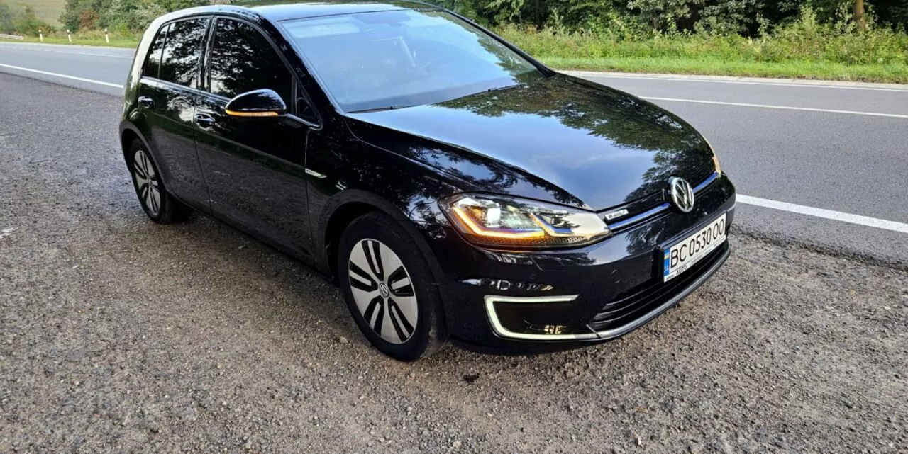 Volkswagen e-Golf  36 kWh 201771