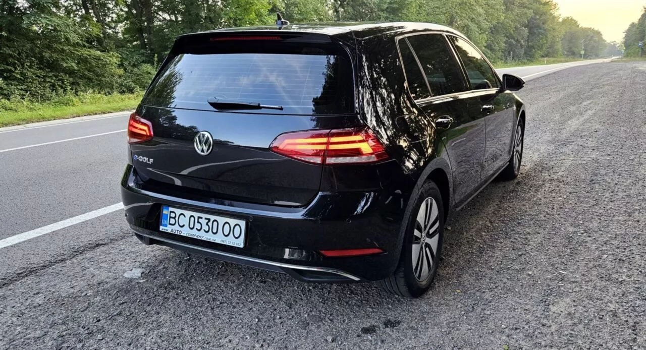 Volkswagen e-Golf  36 kWh 2017101