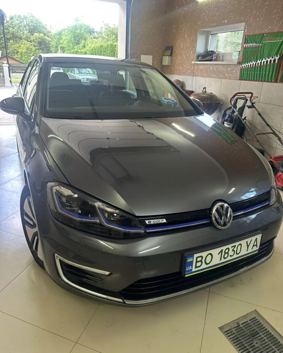 Volkswagen e-Golf 