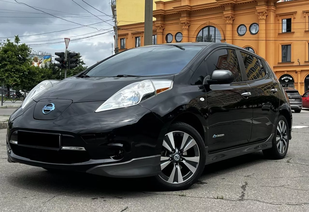 Nissan Leaf  24 kWh 201311