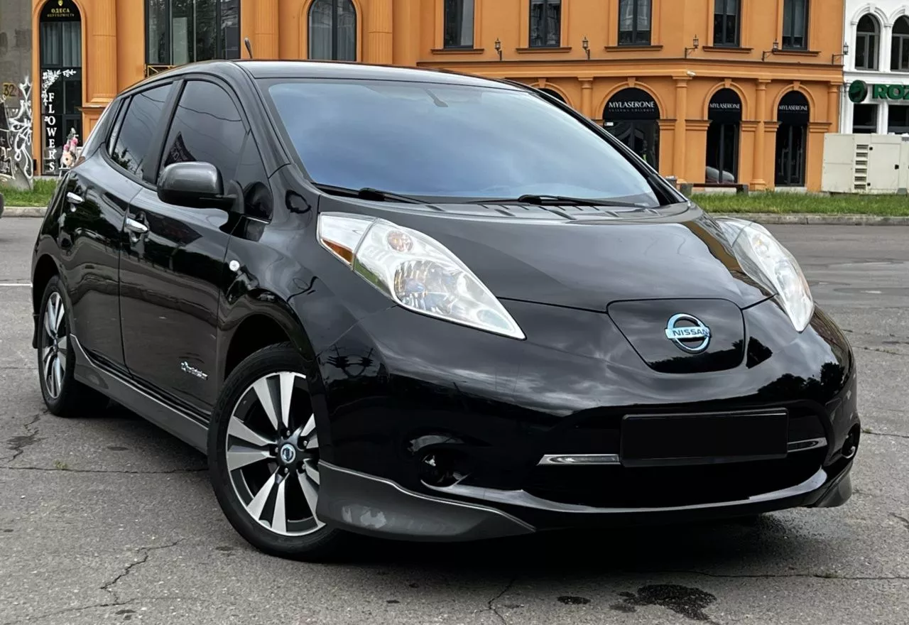 Nissan Leaf  24 kWh 2013221