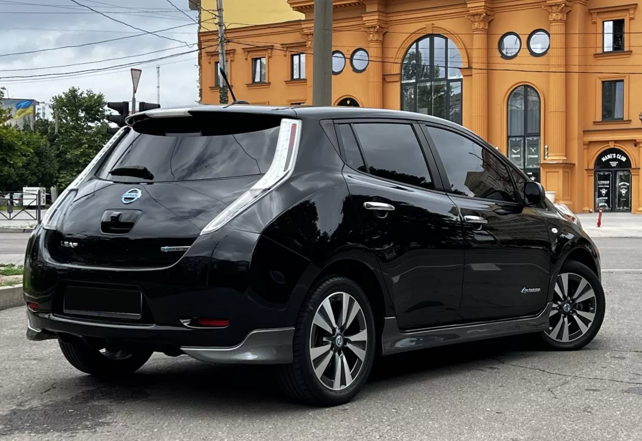 Nissan Leaf  24 kWh 2013261