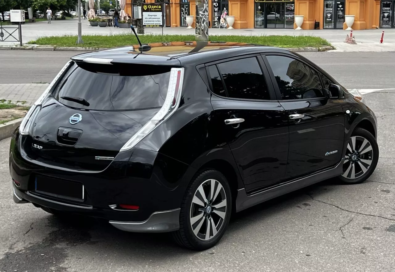 Nissan Leaf  24 kWh 2013271