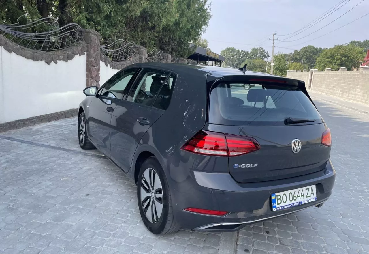 Volkswagen e-Golf  36 kWh 2019131