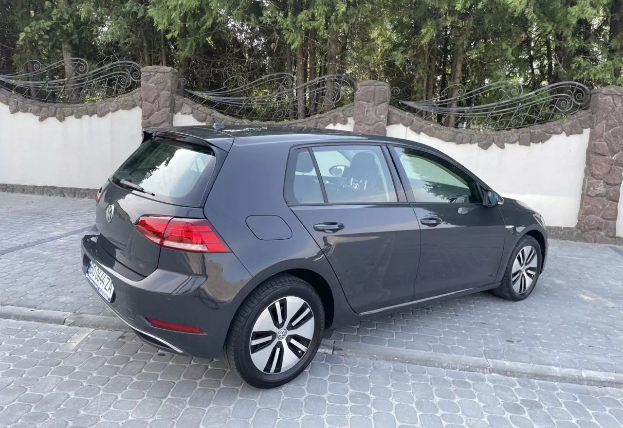 Volkswagen e-Golf  36 kWh 2019181