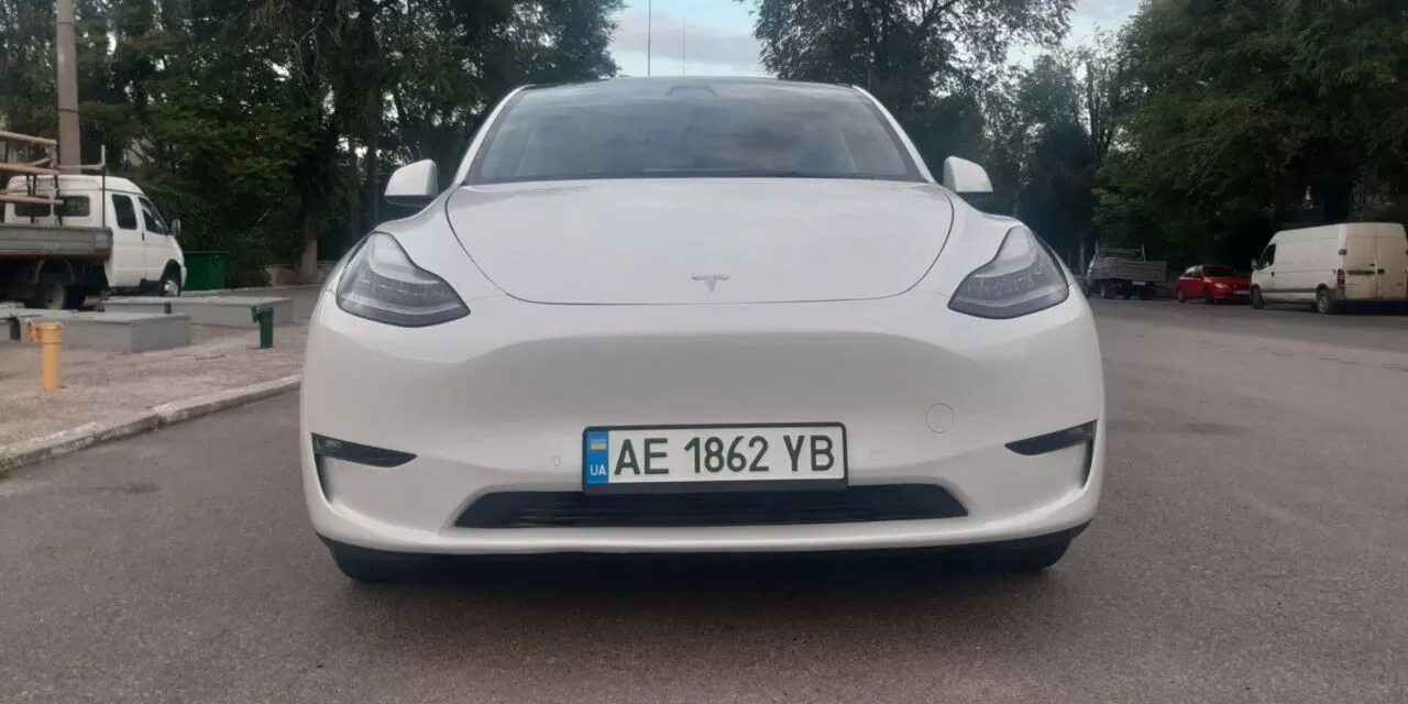 Tesla Model Y  75 kWh 202111