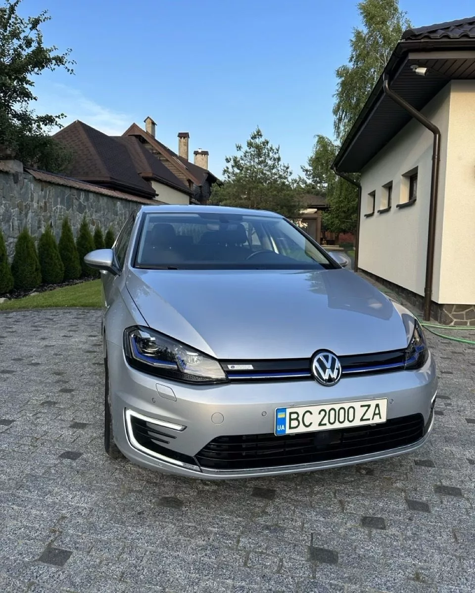 Volkswagen e-Golf  35.8 kWh 201991