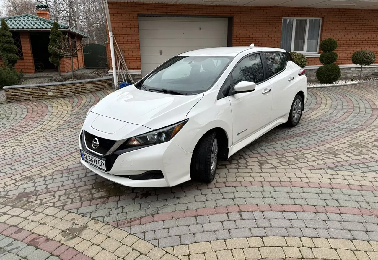 Nissan Leaf  40 kWh 2018211