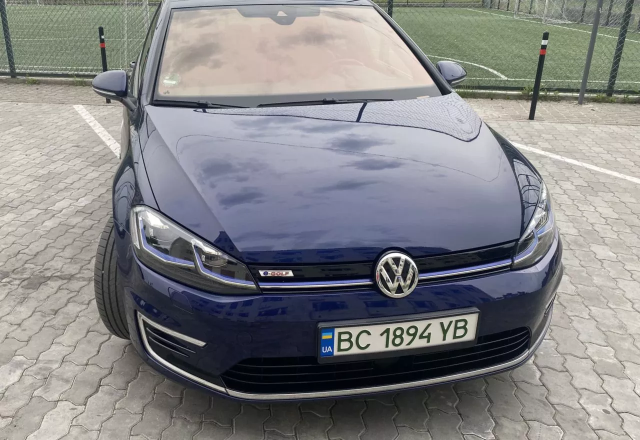 Volkswagen e-Golf  35.8 kWh 201931