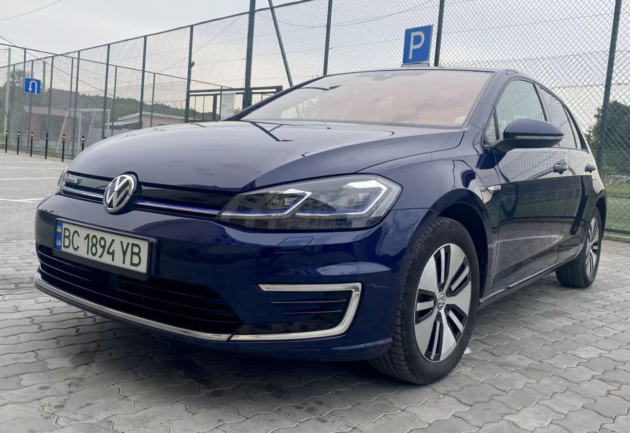 Volkswagen e-Golf  35.8 kWh 201941