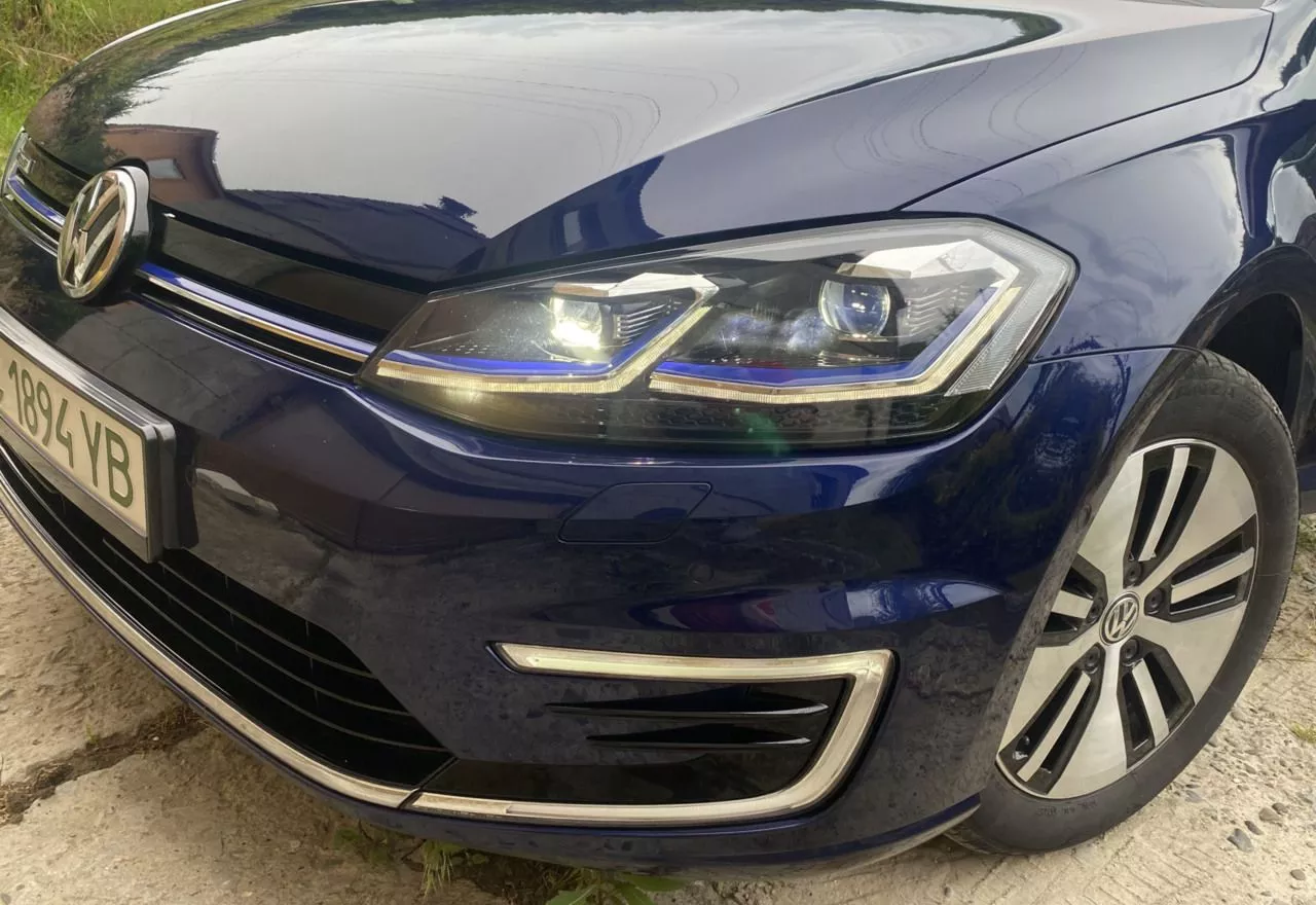 Volkswagen e-Golf  35.8 kWh 2019181