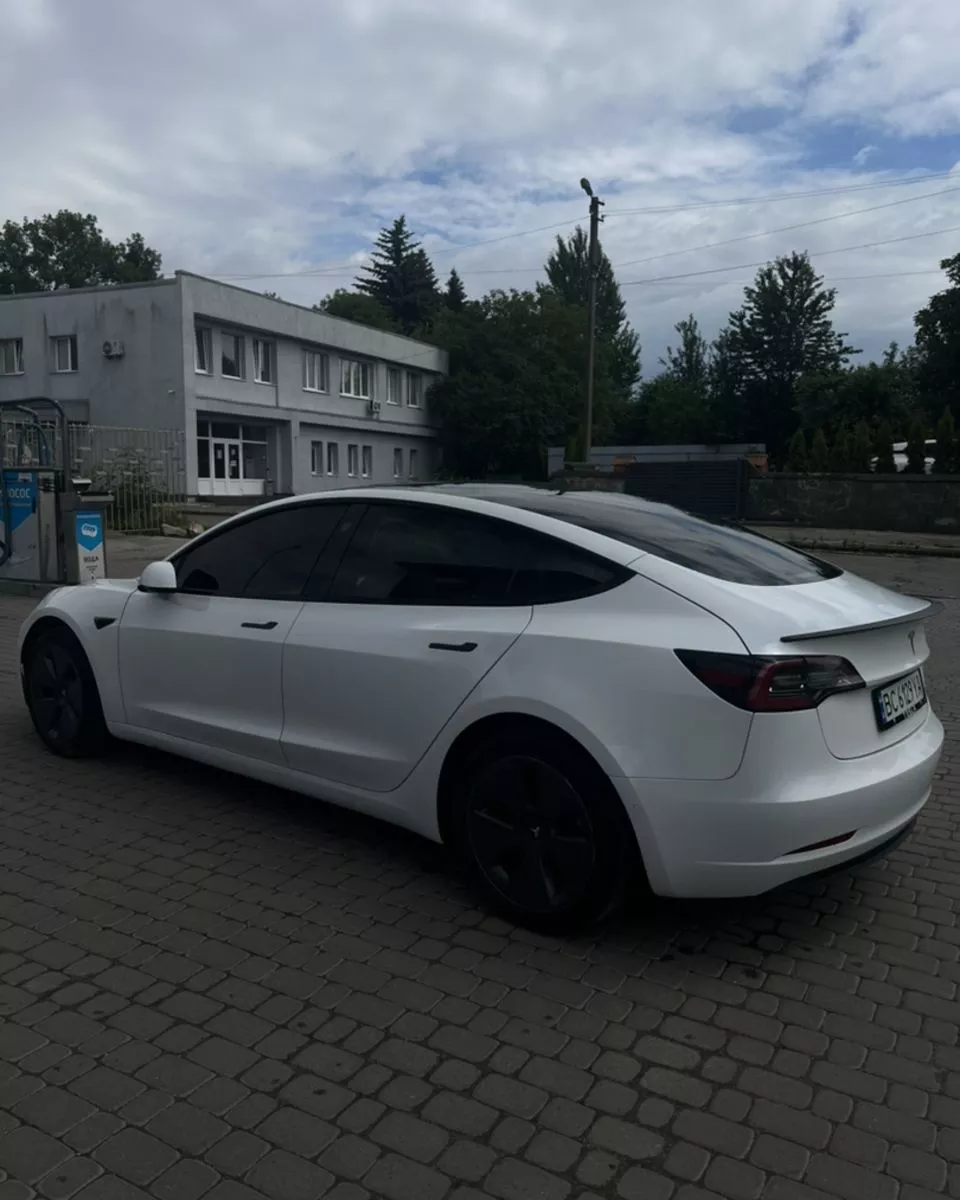 Tesla Model 3  80.5 kWh 202281