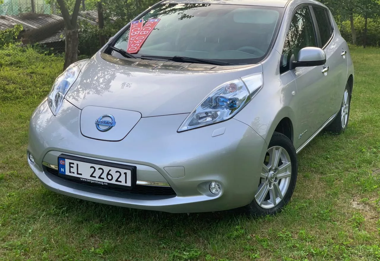 Nissan Leaf  24 kWh 201201