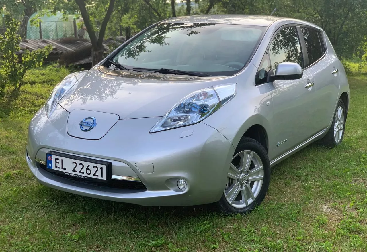 Nissan Leaf  24 kWh 201231