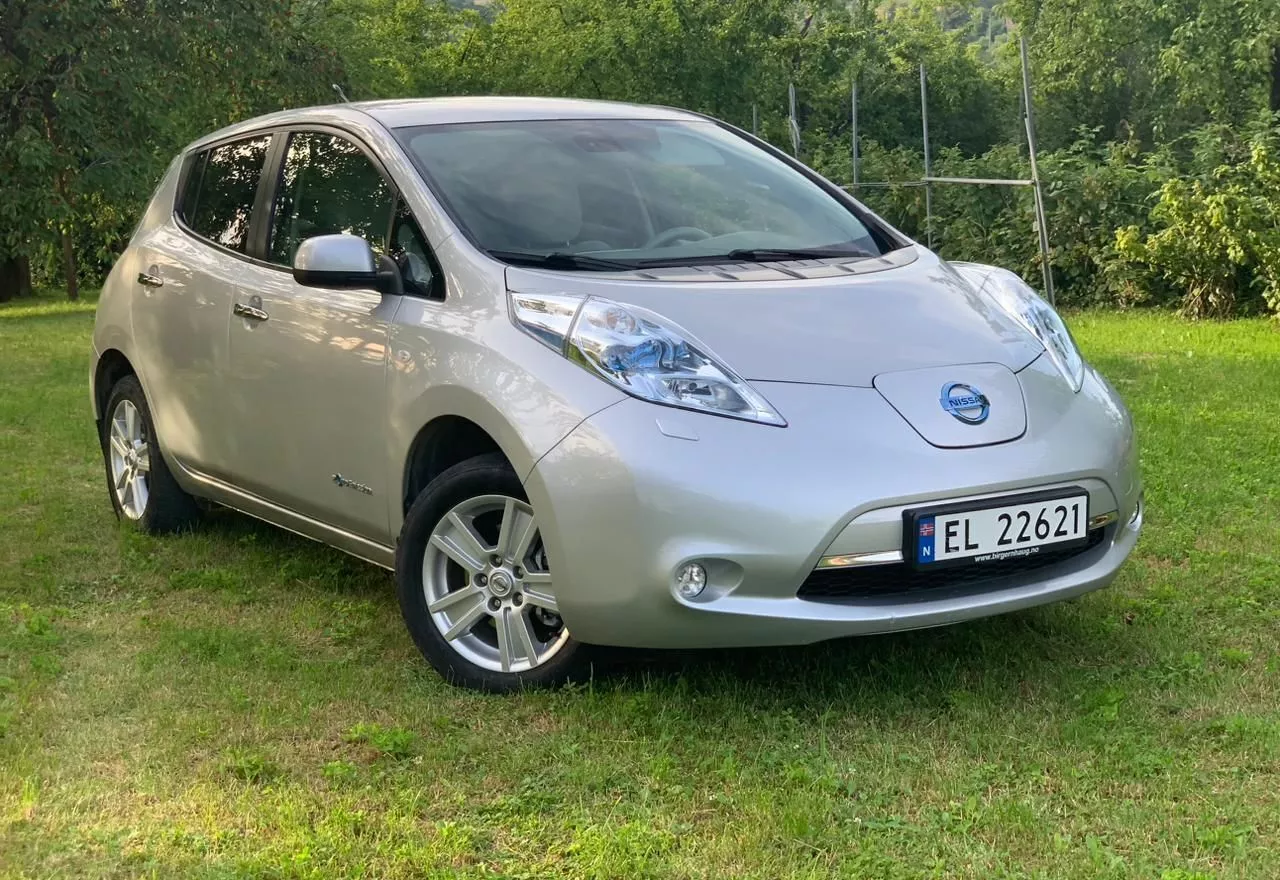 Nissan Leaf  24 kWh 2012101