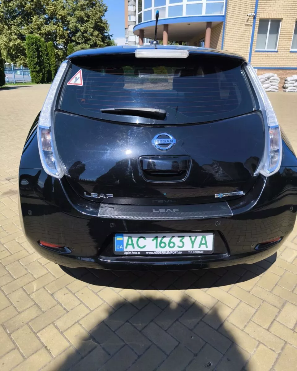 Nissan Leaf  24 kWh 2013351