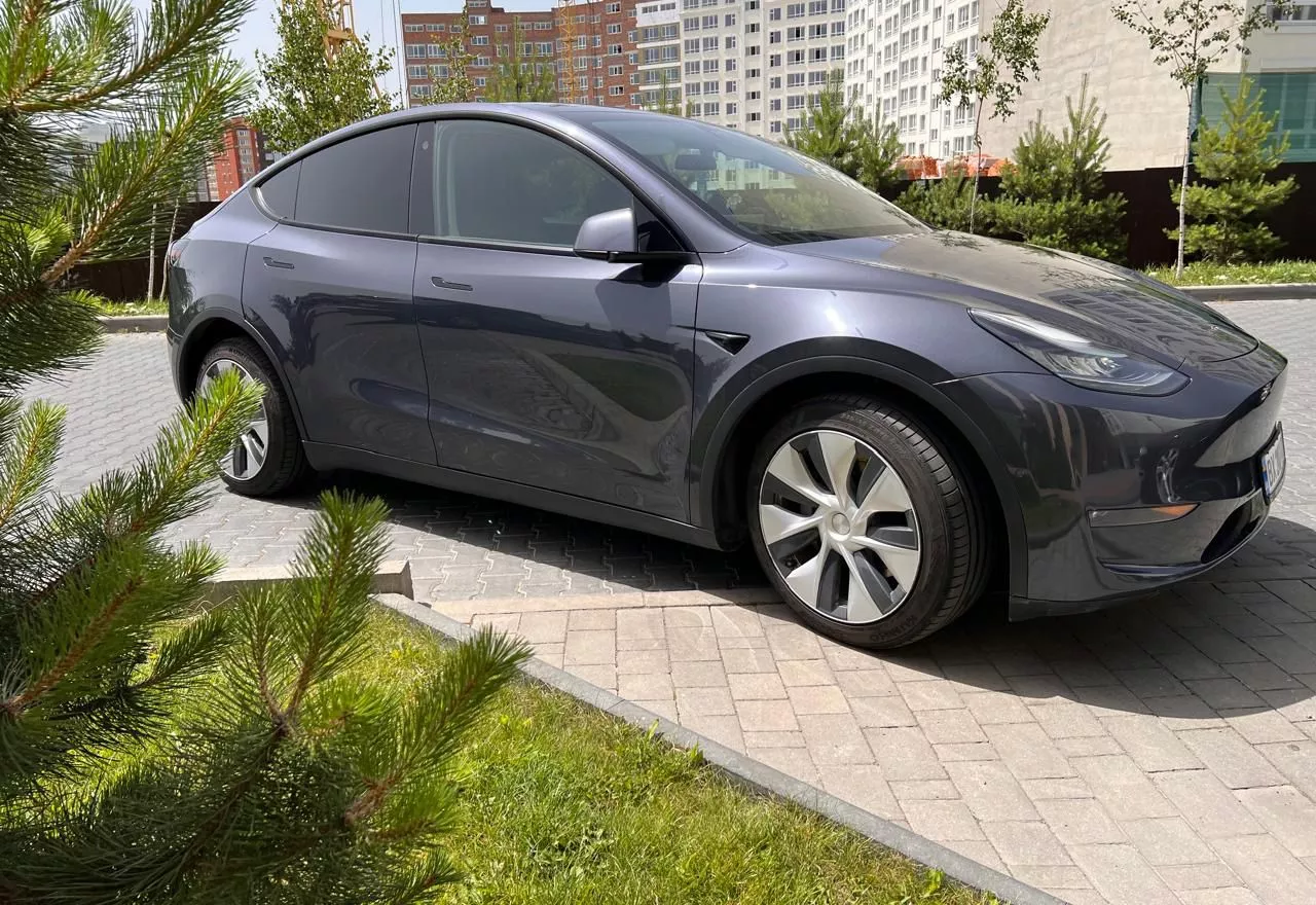 Tesla Model Y  75 kWh 202031