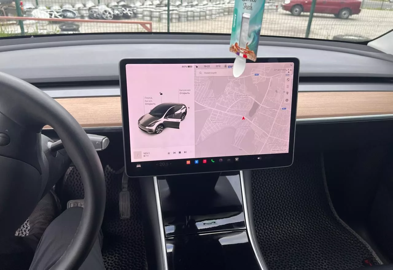 Tesla Model Y  75 kWh 202051