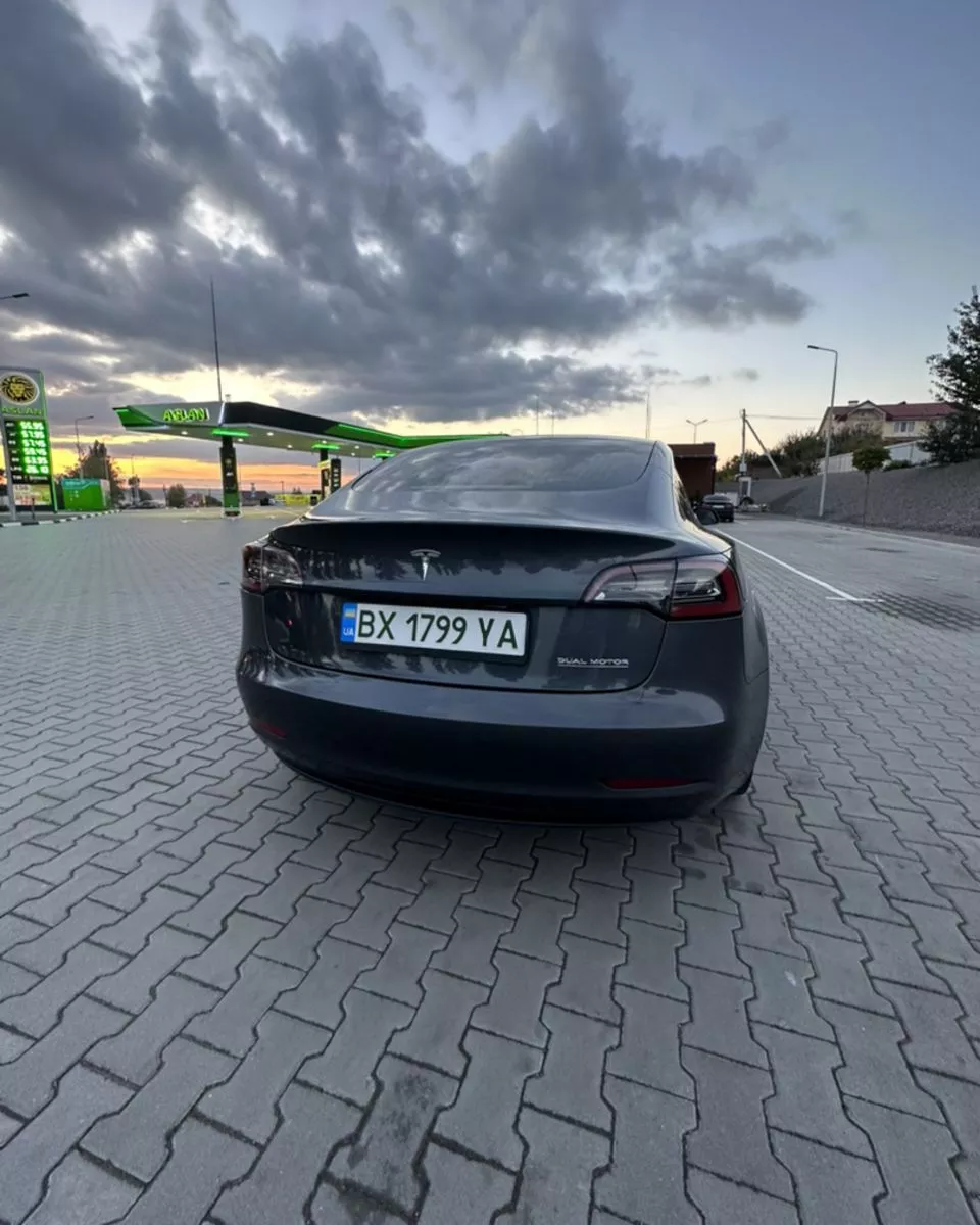 Tesla Model 3  80.5 kWh 201991