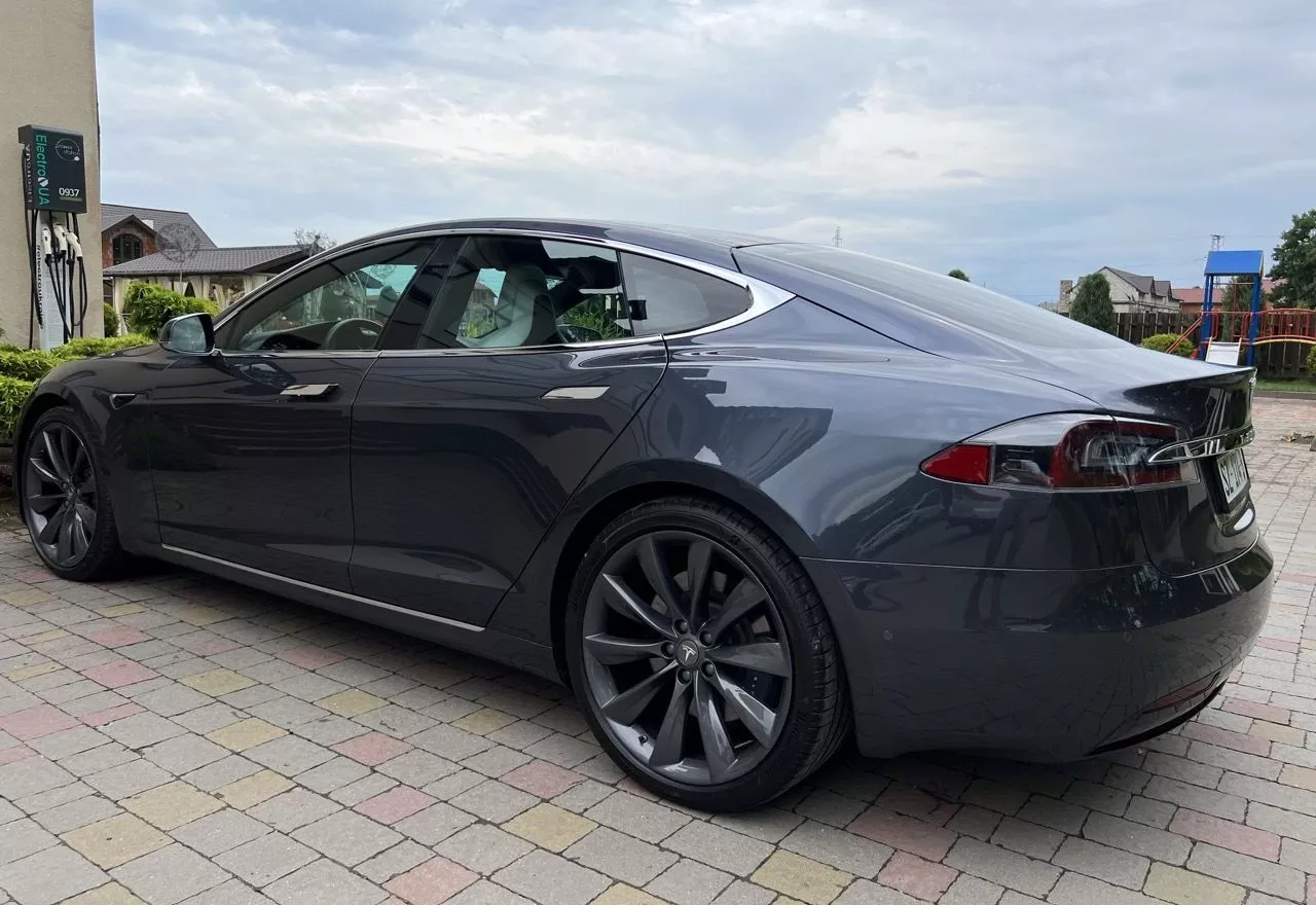 Tesla Model S  100 kWh 2018161