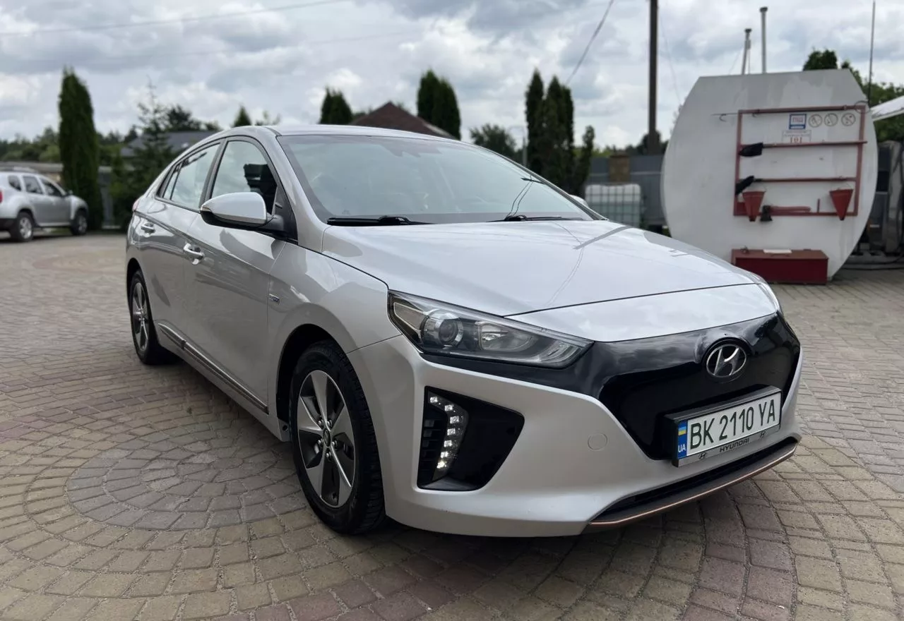 Hyundai Ioniq  2018151