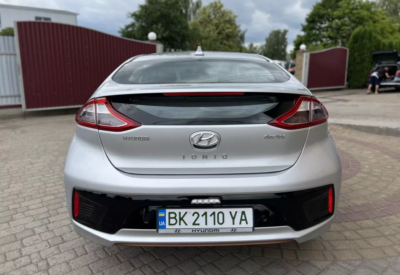 Hyundai Ioniq  2018291