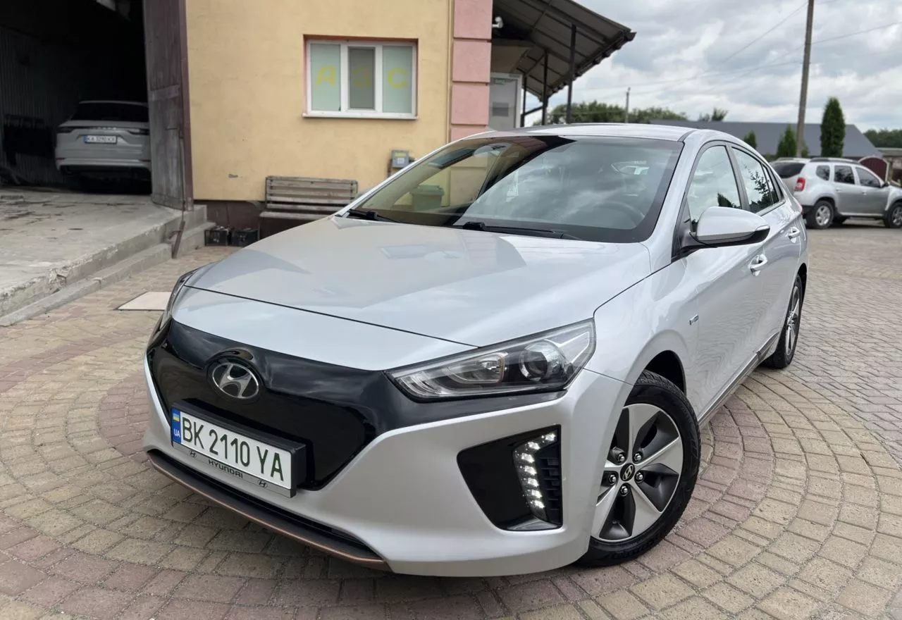 Hyundai Ioniq  2018401