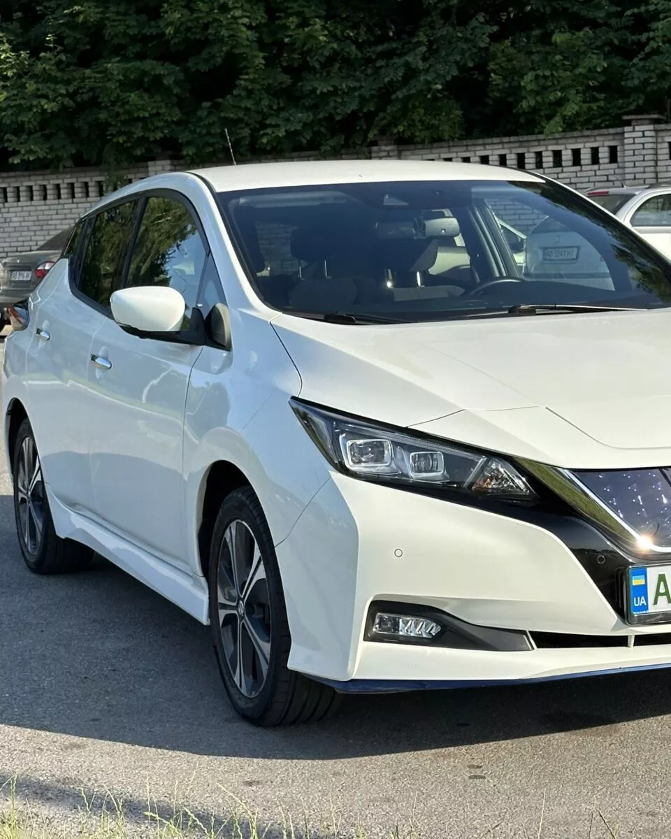 Nissan Leaf  62 kWh 2020101