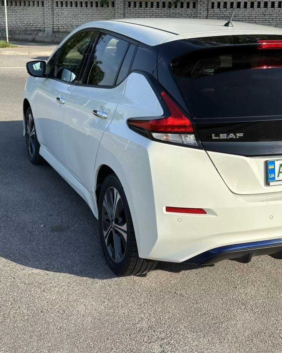 Nissan Leaf  62 kWh 2020161