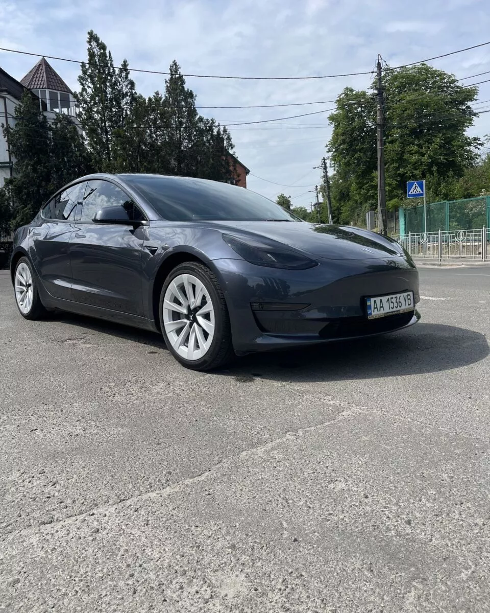 Tesla Model 3  80.5 kWh 2022201