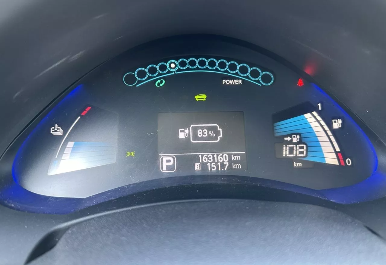 Nissan Leaf  24 kWh 2015121