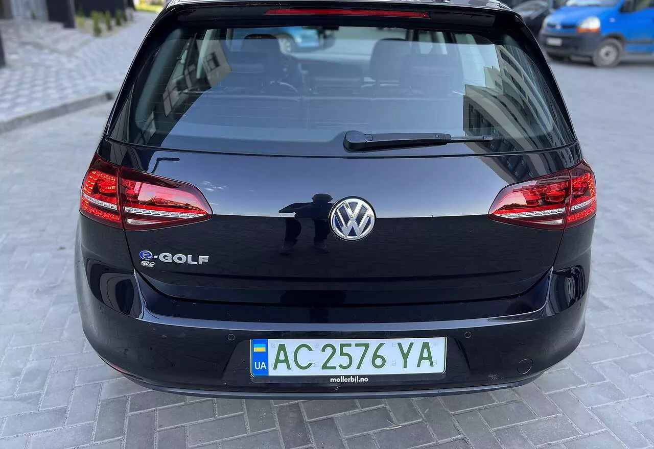 Volkswagen e-Golf  24 kWh 201581