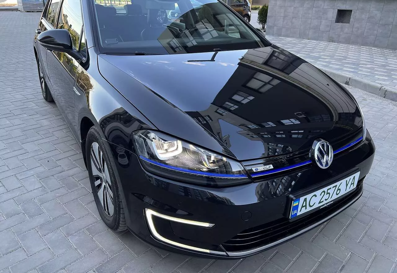 Volkswagen e-Golf  24 kWh 2015151