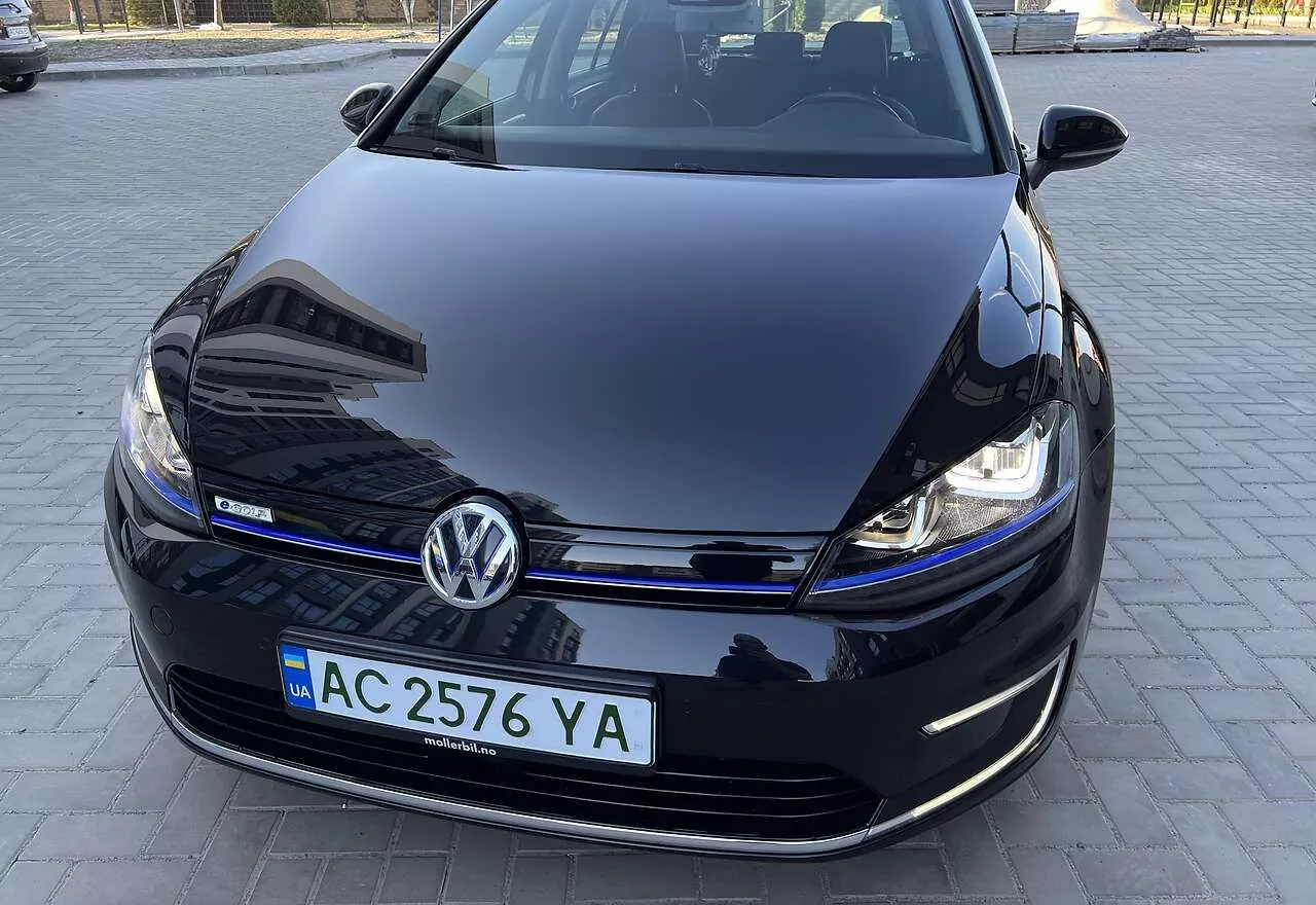 Volkswagen e-Golf  24 kWh 2015171