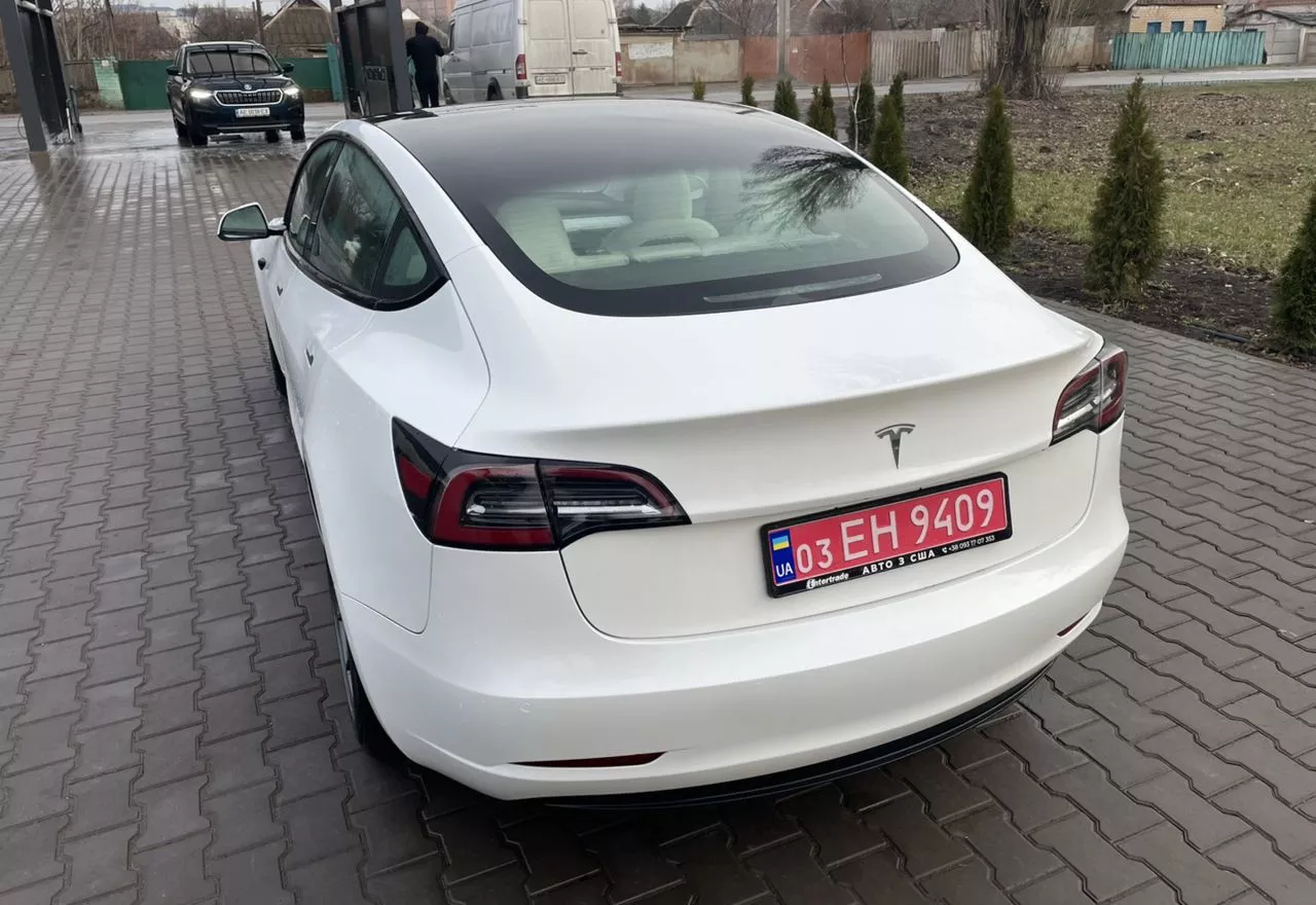 Tesla Model 3  60 kWh 202121