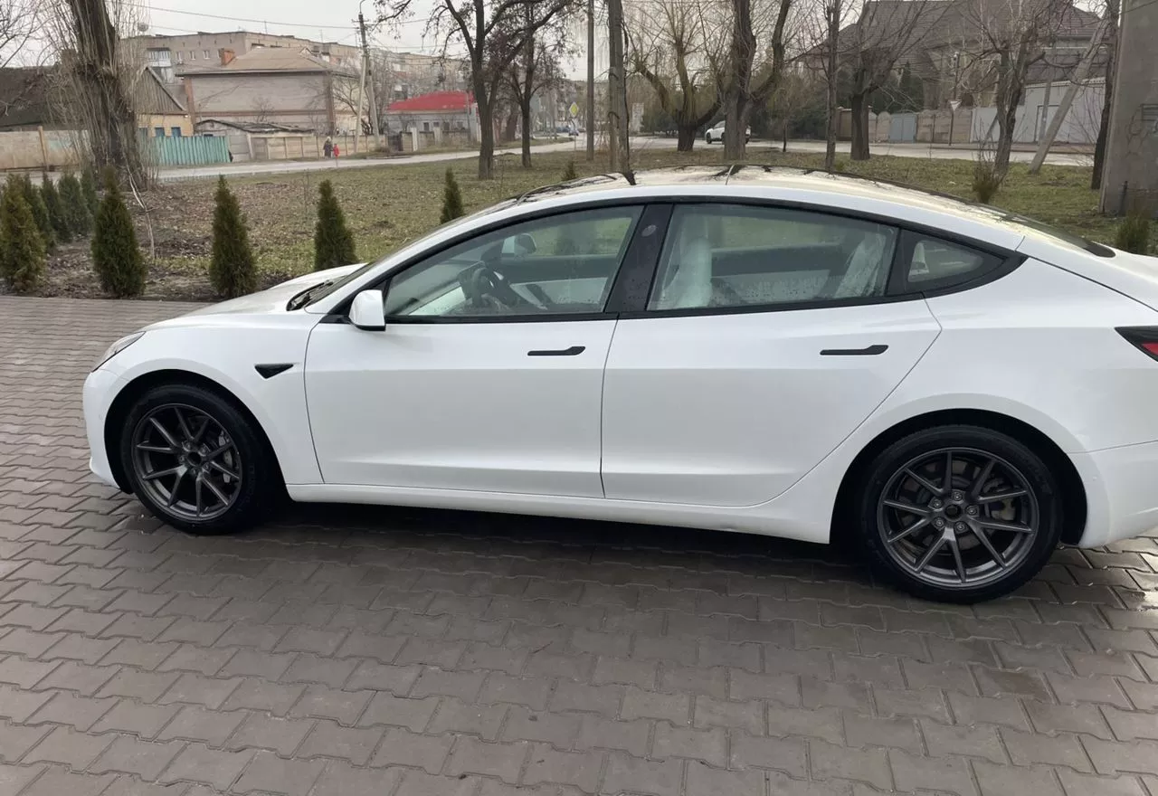 Tesla Model 3  60 kWh 202131