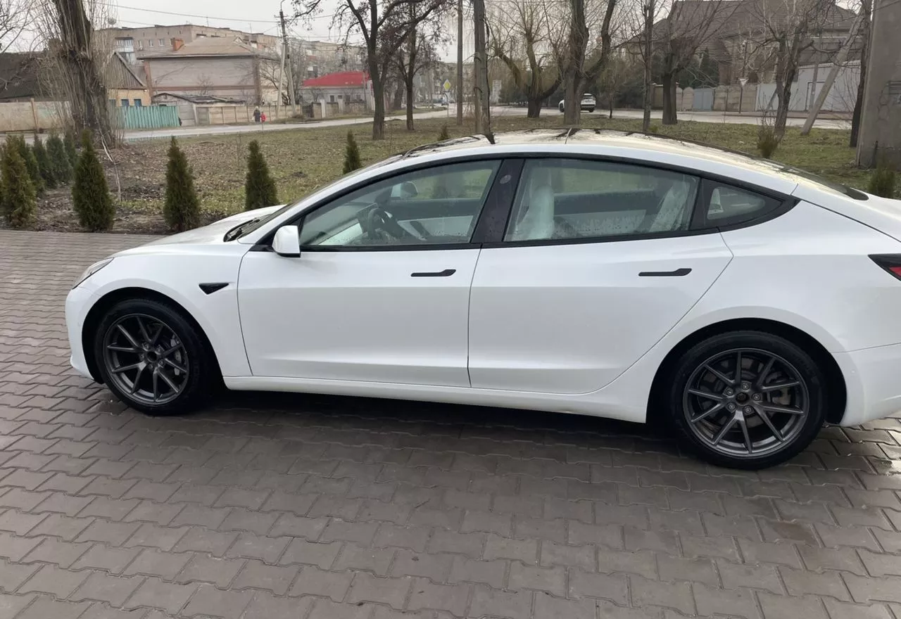 Tesla Model 3  60 kWh 202151