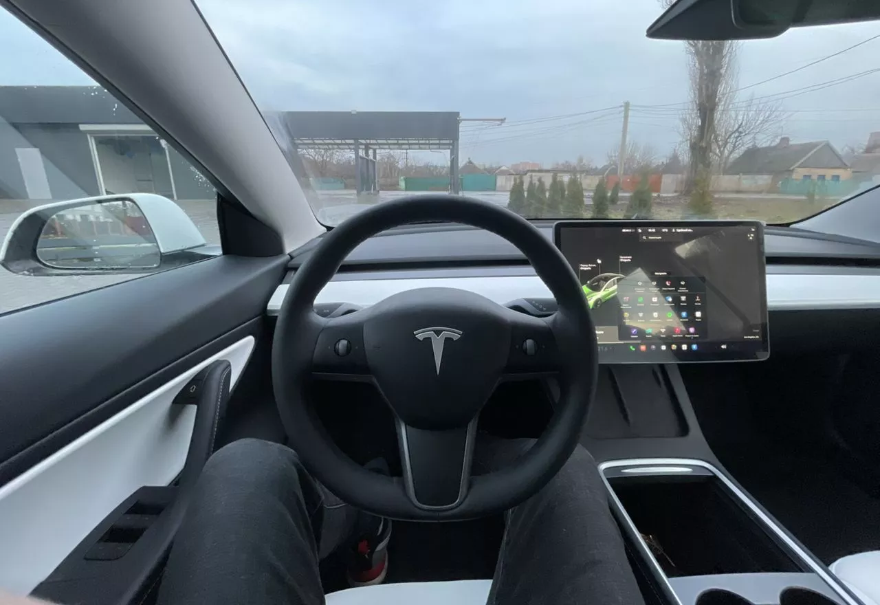 Tesla Model 3  60 kWh 2021141