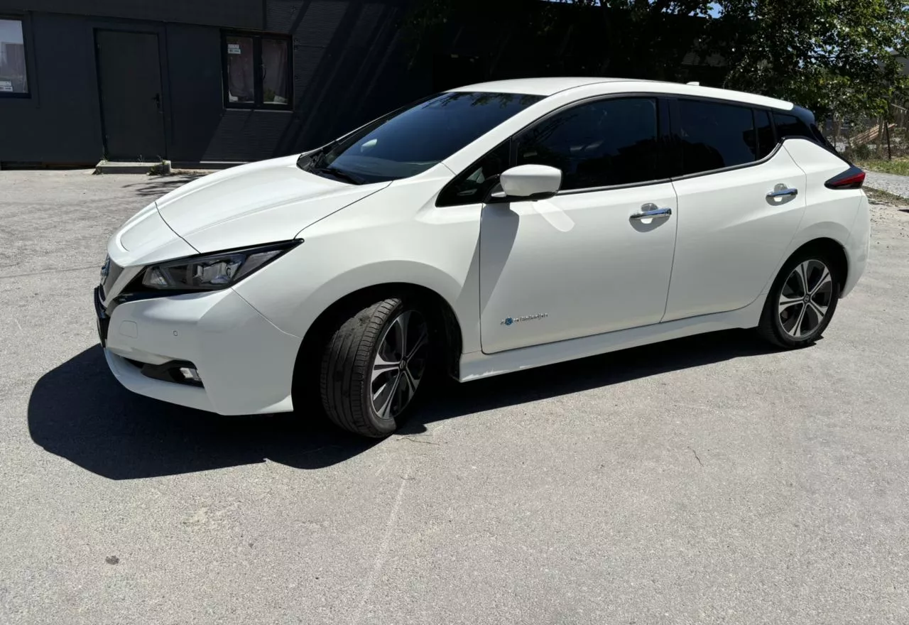 Nissan Leaf  40 kWh 2018101