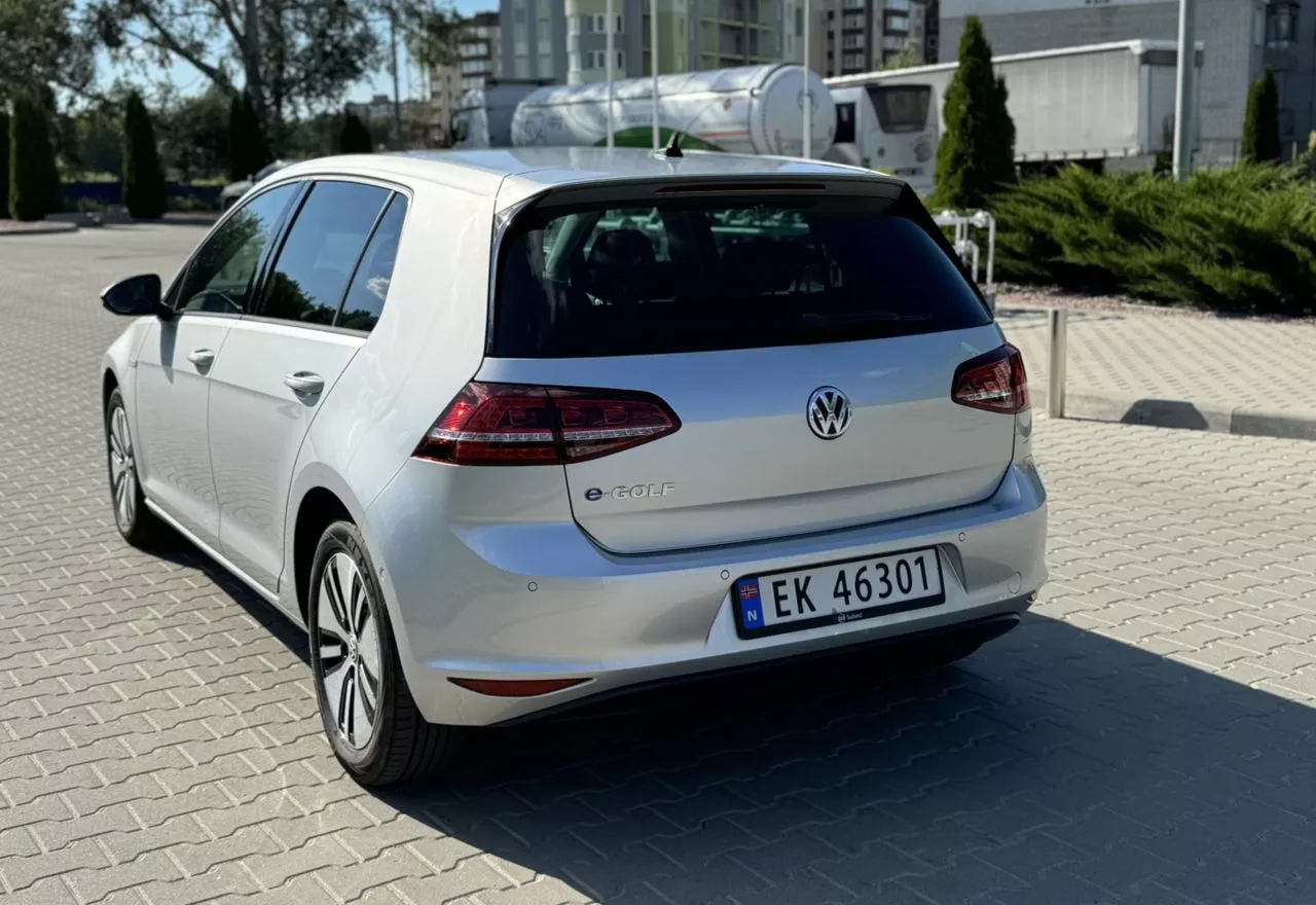 Volkswagen e-Golf  24 kWh 201621