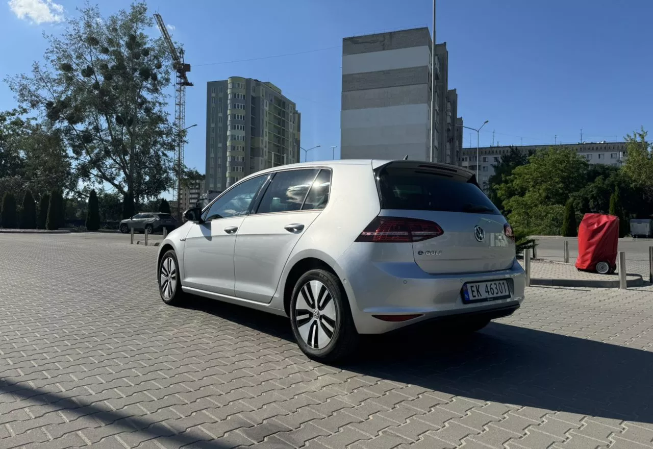 Volkswagen e-Golf  24 kWh 201651