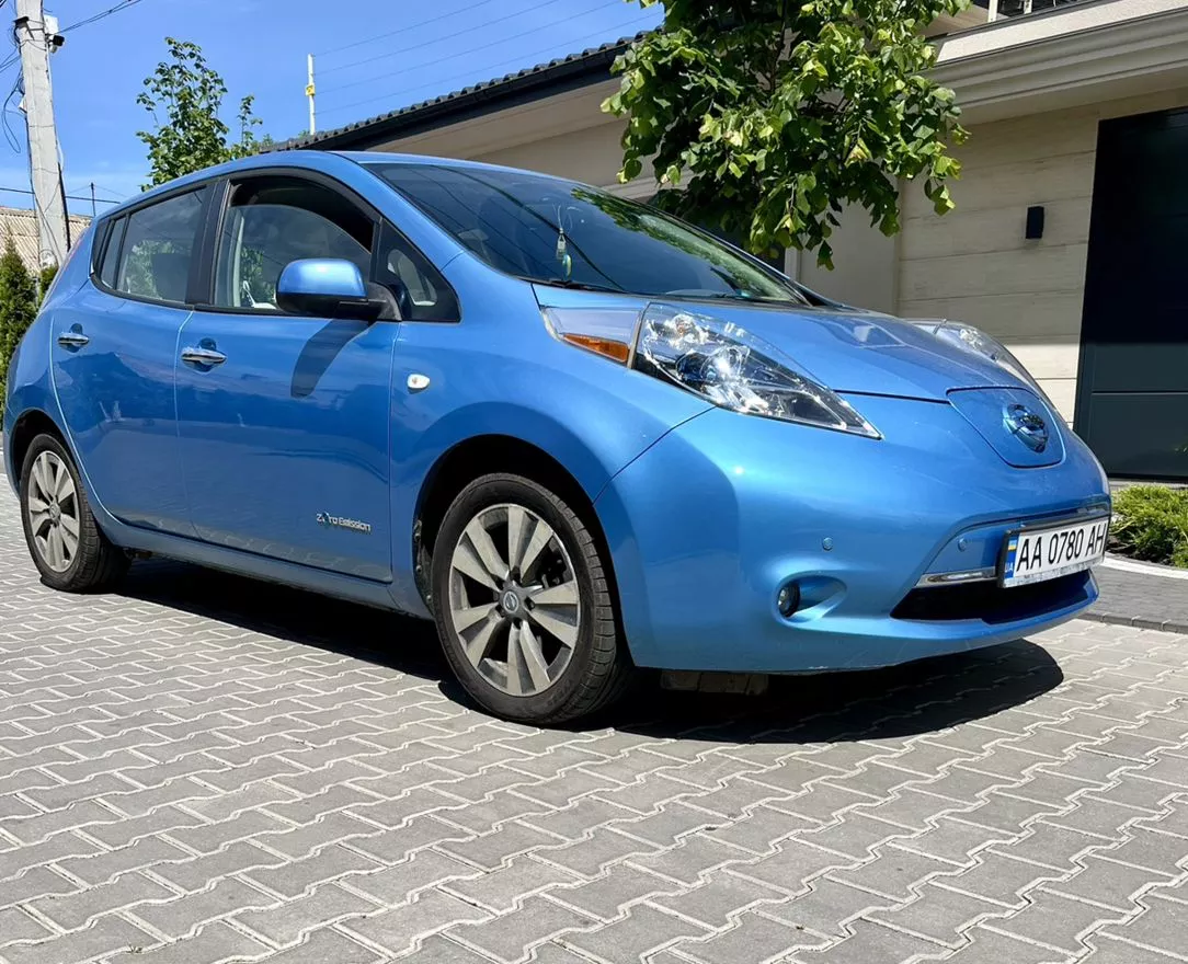 Nissan Leaf  24 kWh 201351