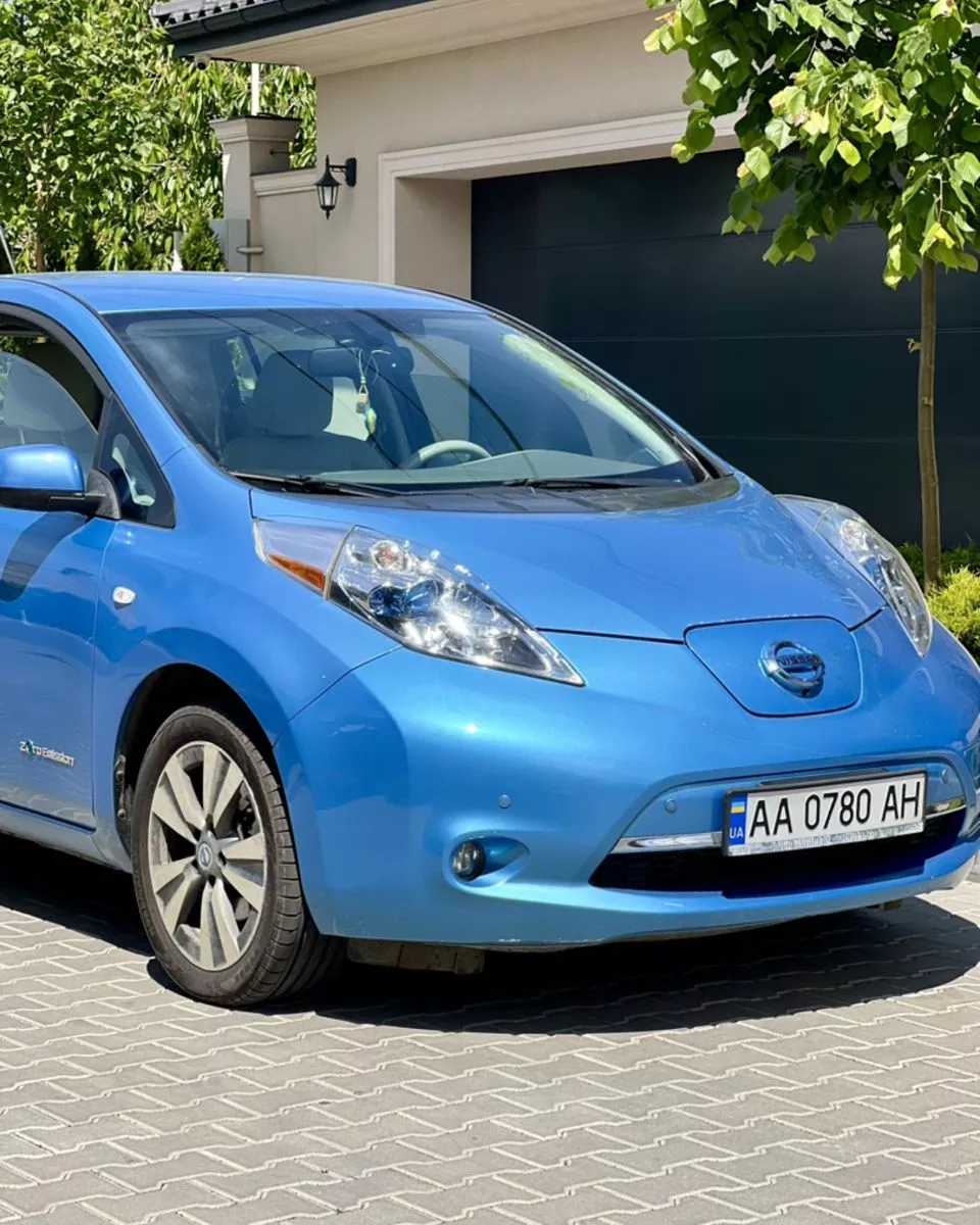 Nissan Leaf  24 kWh 201361