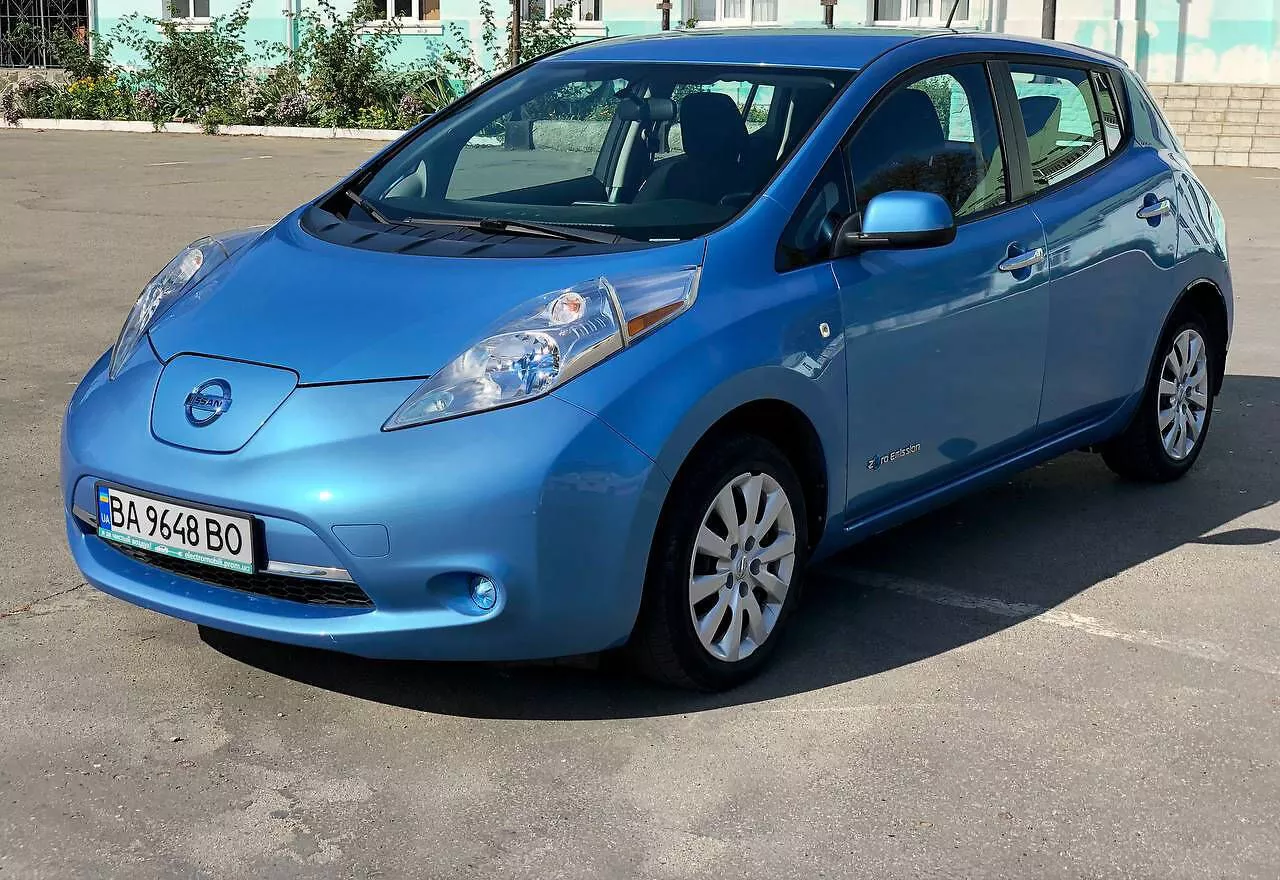 Nissan Leaf  24 kWh 2014211