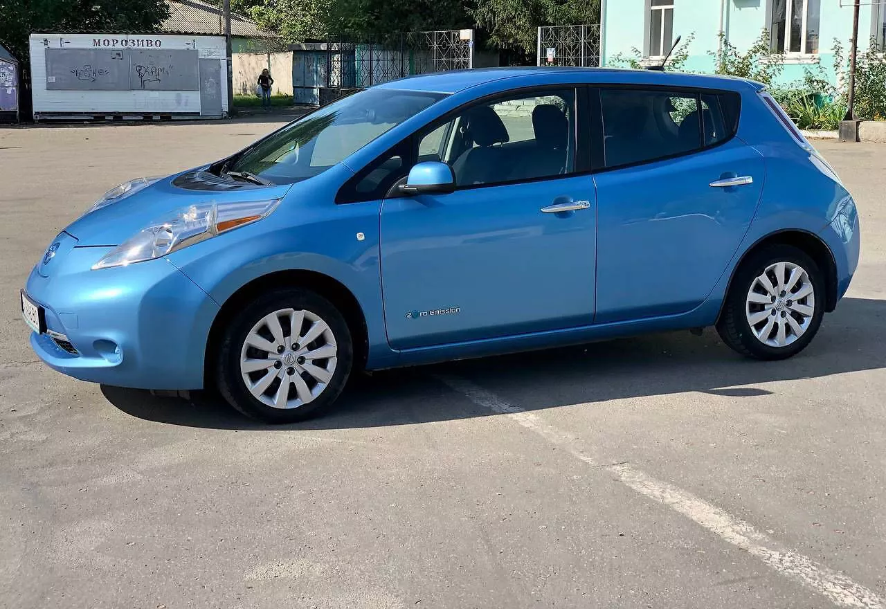 Nissan Leaf  24 kWh 2014221