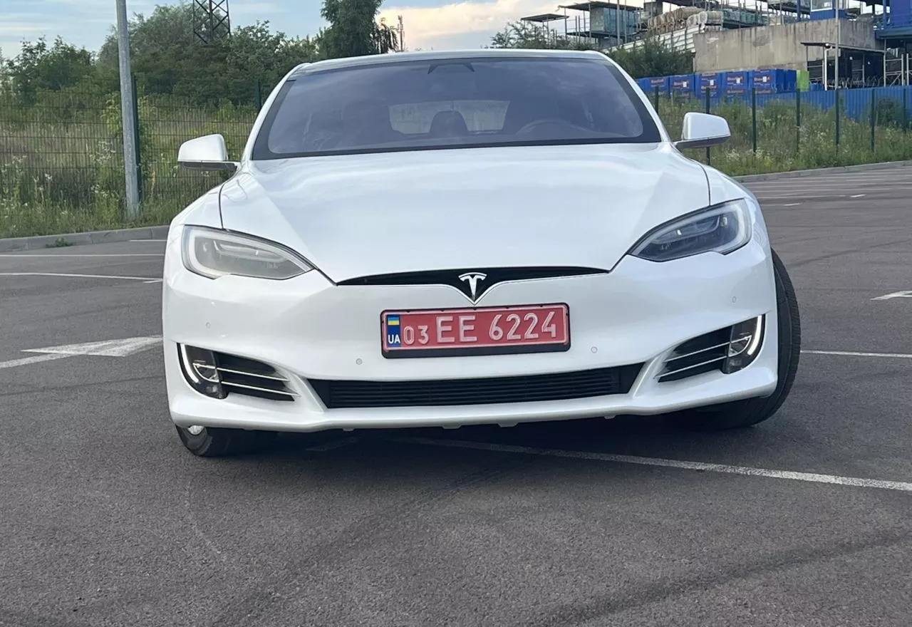 Tesla Model S  100 kWh 201711