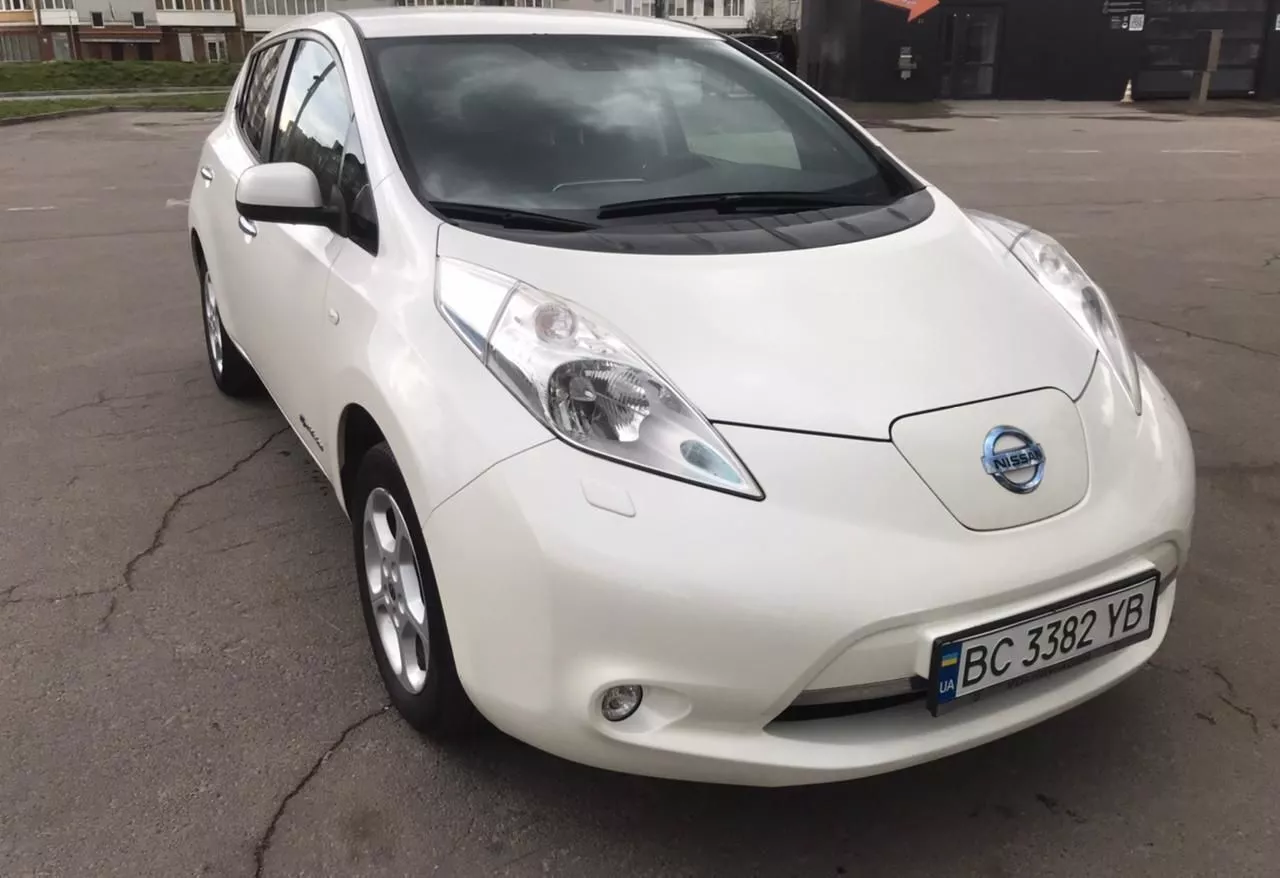 Nissan Leaf  201401