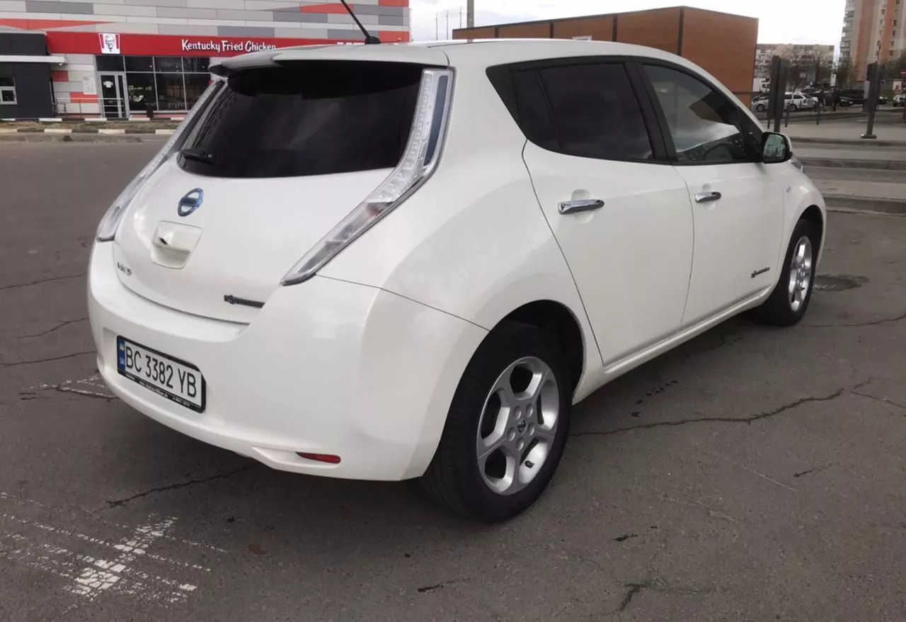 Nissan Leaf  201431