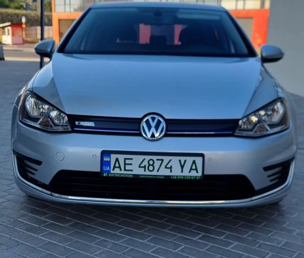 Volkswagen e-Golf  24 kWh 201511